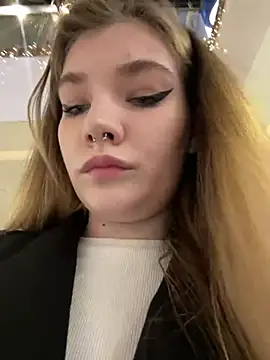 Snapshot of Holy_Tereza chatting on December 14, 2024, 3:36 pm Holy Tereza online show from December 14, 2024, 3:36 pm