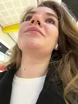 Snapshot of Holy_Tereza chatting on January 8, 2025, 6:31 pm Holy Tereza online show from January 8, 2025, 6:31 pm