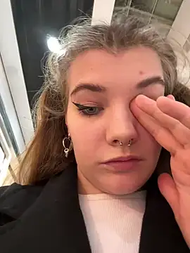 Snapshot of Holy_Tereza chatting on January 12, 2025, 6:27 pm Holy Tereza online show from January 12, 2025, 6:27 pm