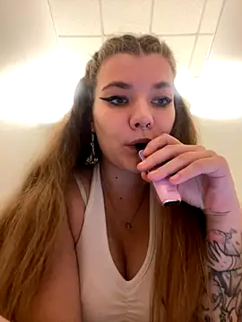 Snapshot of Holy_Tereza chatting on December 2, 2025, 3:40 pm Holy Tereza online show from December 2, 2025, 3:40 pm