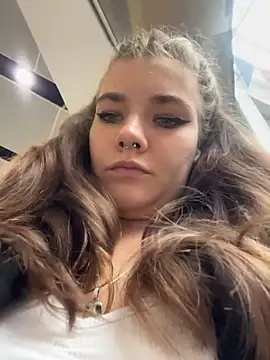 Holy Tereza online show from May 15, 2026, 3:52 pm