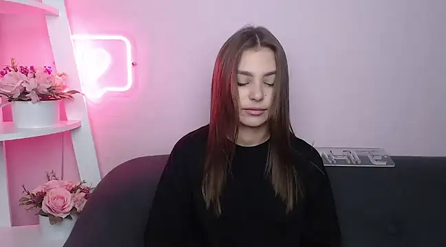 MilanaAngelAs online show from March 4, 2025, 5:42 am