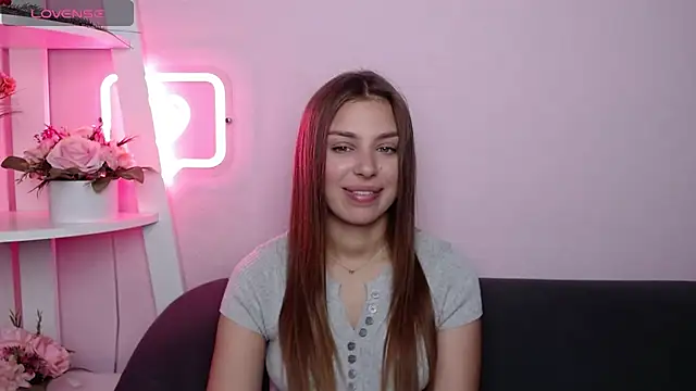 MilanaAngelAs online show from June 22, 2026, 4:42 am