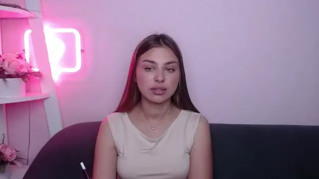 MilanaAngelAs online show from June 29, 2026, 4:52 am
