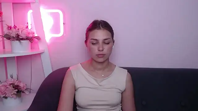MilanaAngelAs online show from June 29, 2026, 10:15 am