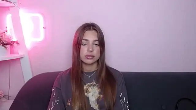 MilanaAngelAs online show from July 11, 2026, 4:48 am