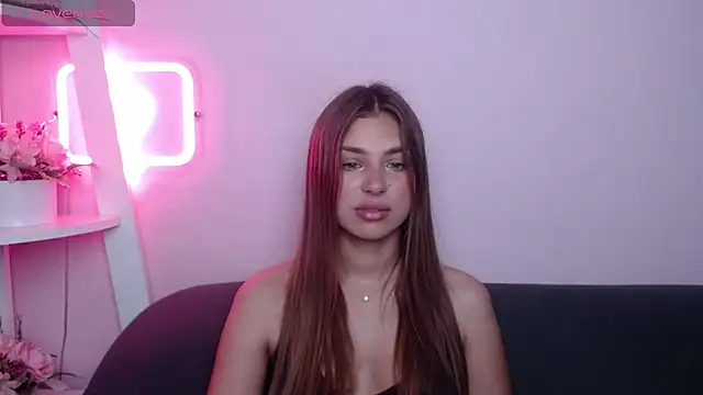 MilanaAngelAs online show from July 25, 2026, 5:05 am