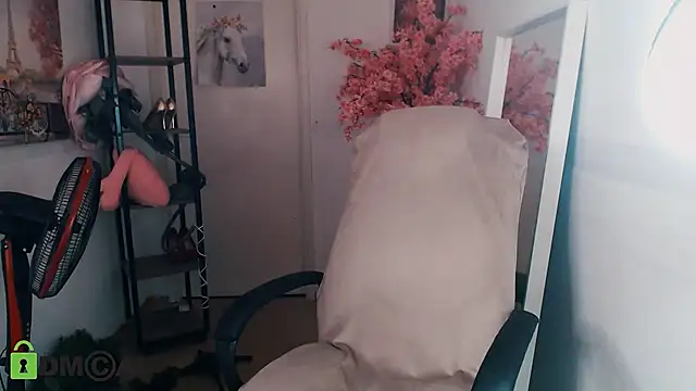  KittyBoo online show from December 9, 2024, 7:50 am