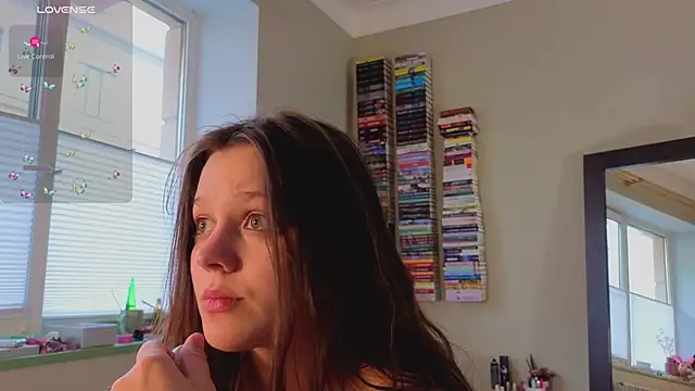 Addelin Moon online show from July 6, 2026, 5:04 pm