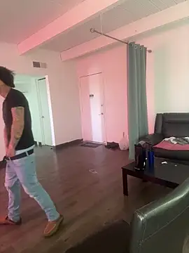 Snapshot of Papinine6 chatting on October 30, 2025, 5:24 pm Papinine6 online show from October 30, 2025, 5:24 pm