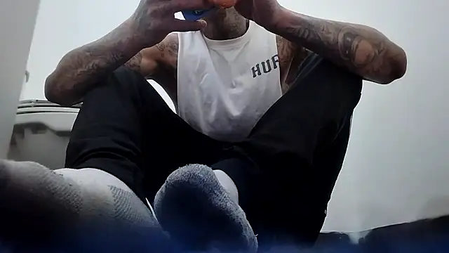 Snapshot of Papinine6 chatting on November 24, 2025, 1:33 pm Papinine6 online show from November 24, 2025, 1:33 pm