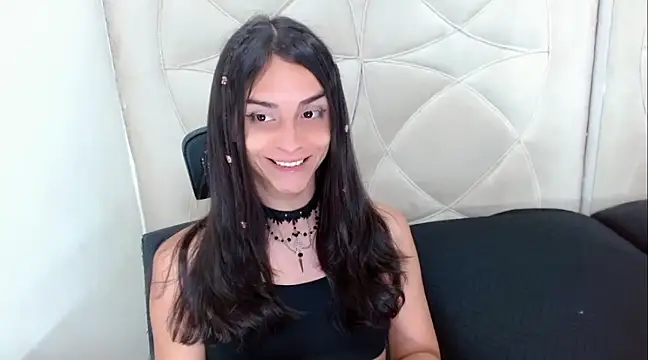 Snapshot of Dollbehavior_ chatting on January 22, 2025, 2:48 am Dollbehavior online show from January 22, 2025, 2:48 am