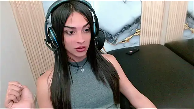 Snapshot of Dollbehavior_ chatting on September 14, 2025, 3:16 am Dollbehavior online show from September 14, 2025, 3:16 am