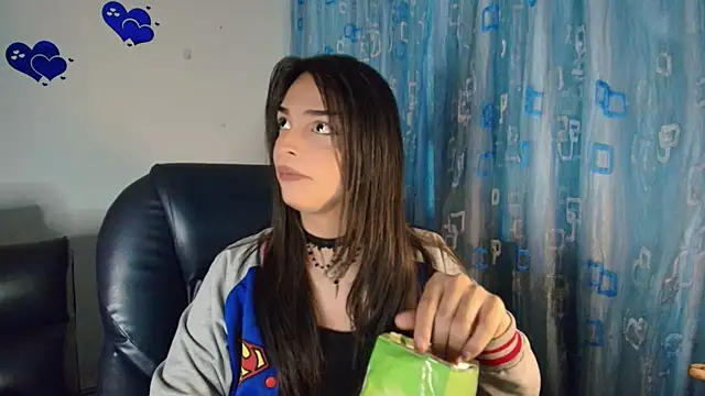 Snapshot of Dollbehavior_ chatting on November 13, 2025, 1:26 am Dollbehavior online show from November 13, 2025, 1:26 am