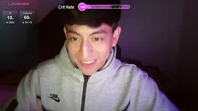 Snapshot of modelo180 chatting on December 19, 2024, 11:25 pm modelo180 online show from December 19, 2024, 11:25 pm