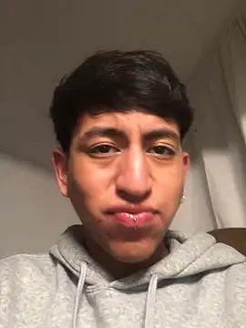 Snapshot of modelo180 chatting on March 7, 2025, 1:20 am modelo180 online show from March 7, 2025, 1:20 am