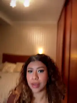 Snapshot of LEONCITA_ chatting on February 28, 2026, 7:15 pm LEONCITA online show from February 28, 2026, 7:15 pm