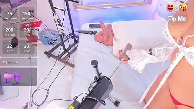 Katejordan online show from January 14, 2026, 9:42 pm