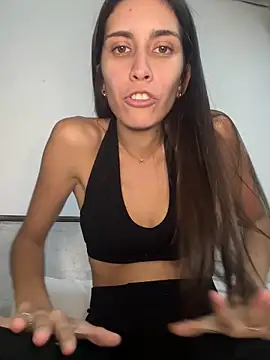 lupitta 1 online show from April 27, 2026, 2:20 am