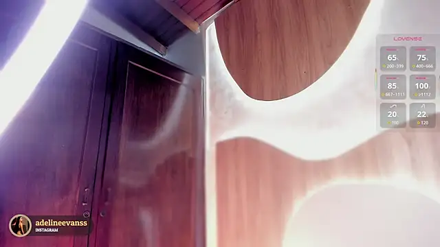 AdelineEvanss online show from November 27, 2025, 7:38 pm