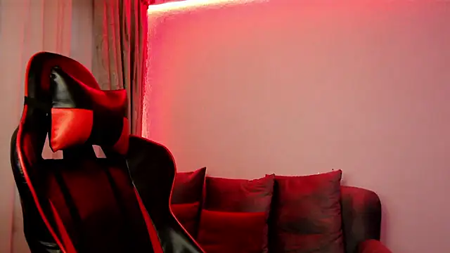 Lexyevans online show from December 3, 2024, 10:29 pm