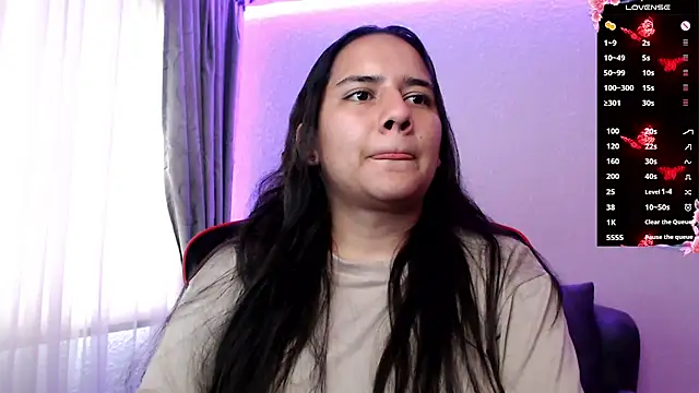 Lexyevans online show from February 14, 2025, 8:37 pm