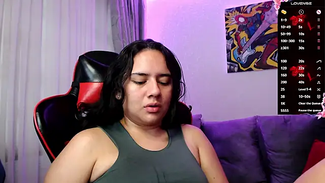 Lexyevans online show from March 2, 2025, 9:43 pm