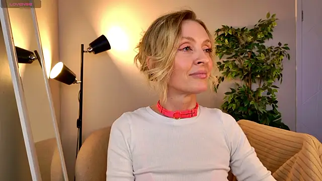 Snapshot of sexuallycorrecte chatting on February 27, 2026, 1:55 pm sexuallycorrecte online show from February 27, 2026, 1:55 pm