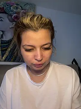 AllysonK online show from June 23, 2026, 4:05 pm