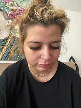 AllysonK online show from June 26, 2026, 12:09 pm
