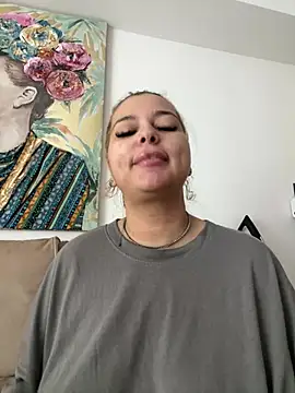 AllysonK online show from July 19, 2026, 11:03 am