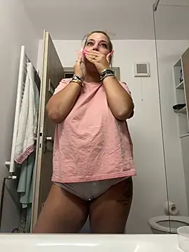 AllysonK online show from July 31, 2026, 8:36 am
