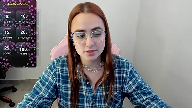 Snapshot of maryluna95 chatting on January 22, 2025, 11:10 pm maryluna95 online show from January 22, 2025, 11:10 pm