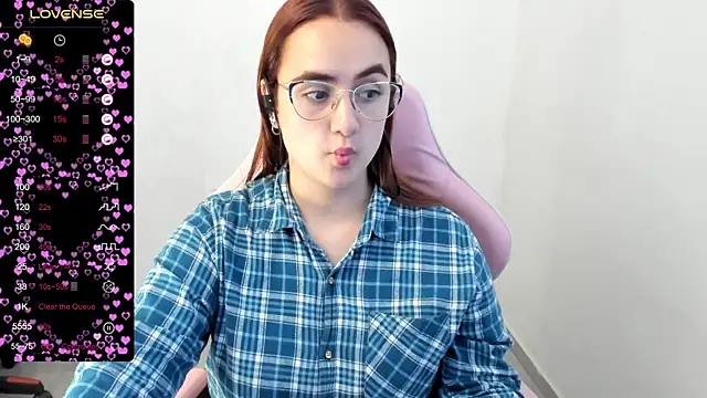 Snapshot of maryluna95 chatting on February 11, 2025, 10:50 pm maryluna95 online show from February 11, 2025, 10:50 pm