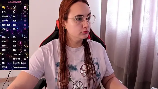 Snapshot of maryluna95 chatting on October 7, 2025, 6:05 pm maryluna95 online show from October 7, 2025, 6:05 pm