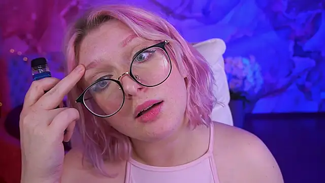 CoolTatis online show from October 6, 2025, 5:54 pm