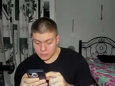 Snapshot of regan_jhonso chatting on February 24, 2026, 5:49 am regan jhonso online show from February 24, 2026, 5:49 am