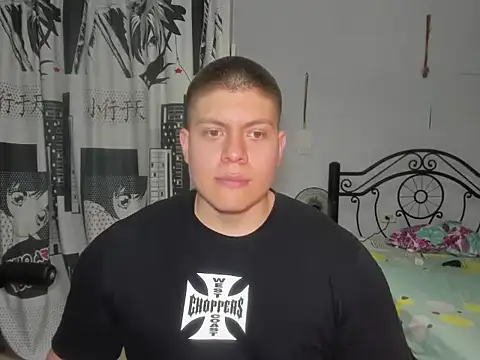 Snapshot of regan_jhonso chatting on March 17, 2026, 6:39 am regan jhonso online show from March 17, 2026, 6:39 am