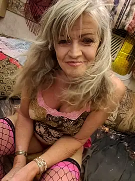 Snapshot of annika_lately chatting on May 16, 2026, 4:20 am annika lately online show from May 16, 2026, 4:20 am