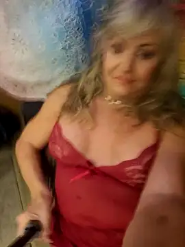 Snapshot of annika_lately chatting on June 11, 2026, 4:10 am annika lately online show from June 11, 2026, 4:10 am