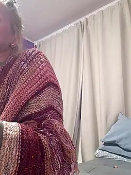 BritneyHudson online show from September 30, 2025, 12:59 am