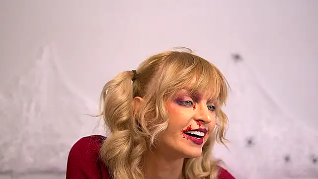 BritneyHudson online show from October 31, 2025, 4:57 am