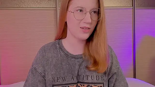 Snapshot of Tori_the_witch chatting on January 31, 2025, 9:27 am Tori the witch online show from January 31, 2025, 9:27 am