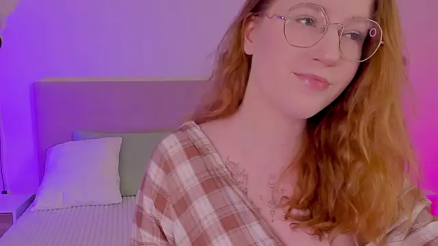 Snapshot of Tori_the_witch chatting on February 16, 2025, 9:59 am Tori the witch online show from February 16, 2025, 9:59 am