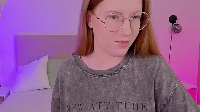 Snapshot of Tori_the_witch chatting on February 22, 2025, 5:55 am Tori the witch online show from February 22, 2025, 5:55 am