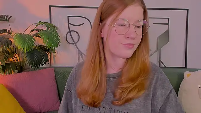 Snapshot of Tori_the_witch chatting on September 29, 2025, 6:07 am Tori the witch online show from September 29, 2025, 6:07 am