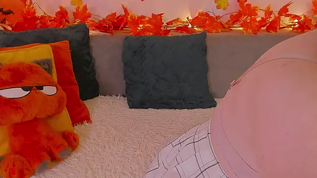 Snapshot of Tori_the_witch chatting on November 8, 2025, 6:46 am Tori the witch online show from November 8, 2025, 6:46 am