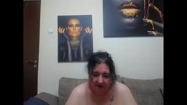 maturekorine online show from June 11, 2026, 12:32 am