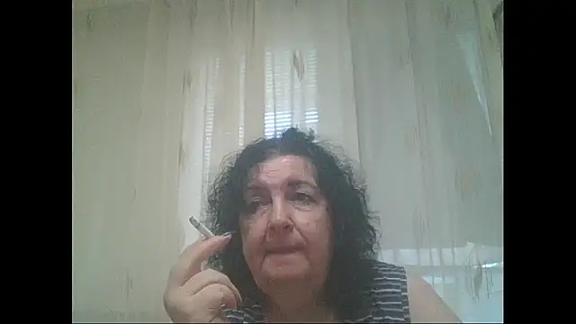 maturekorine online show from June 19, 2026, 5:06 pm