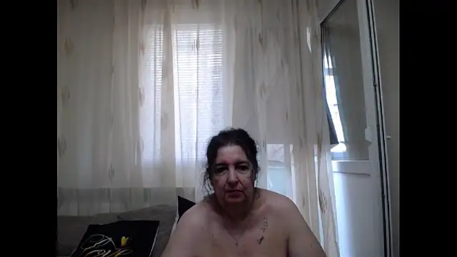 maturekorine online show from July 9, 2026, 11:47 am